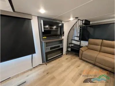 2026 Forest River Puma Vista 423LFT photo 8