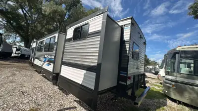 2024 Heartland Pioneer BH330 photo 7