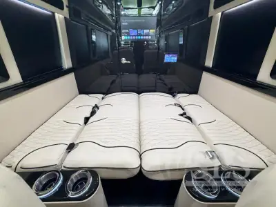 2026 Midwest Automotive Designs Luxe Cruiser D6 photo 35