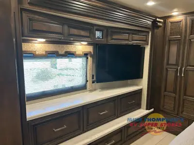 2019 Newmar London Aire photo 28