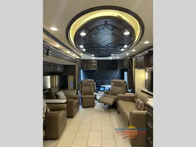 2019 Newmar London Aire photo 24