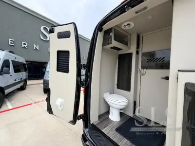 2026 Ogv Luxury Coach V-Cruise 8DBA photo 6