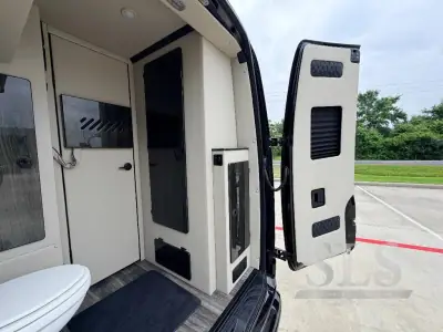 2026 Ogv Luxury Coach V-Cruise 8DBA photo 7
