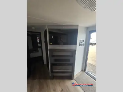 2025 Palomino Puma 32BHFS photo 8