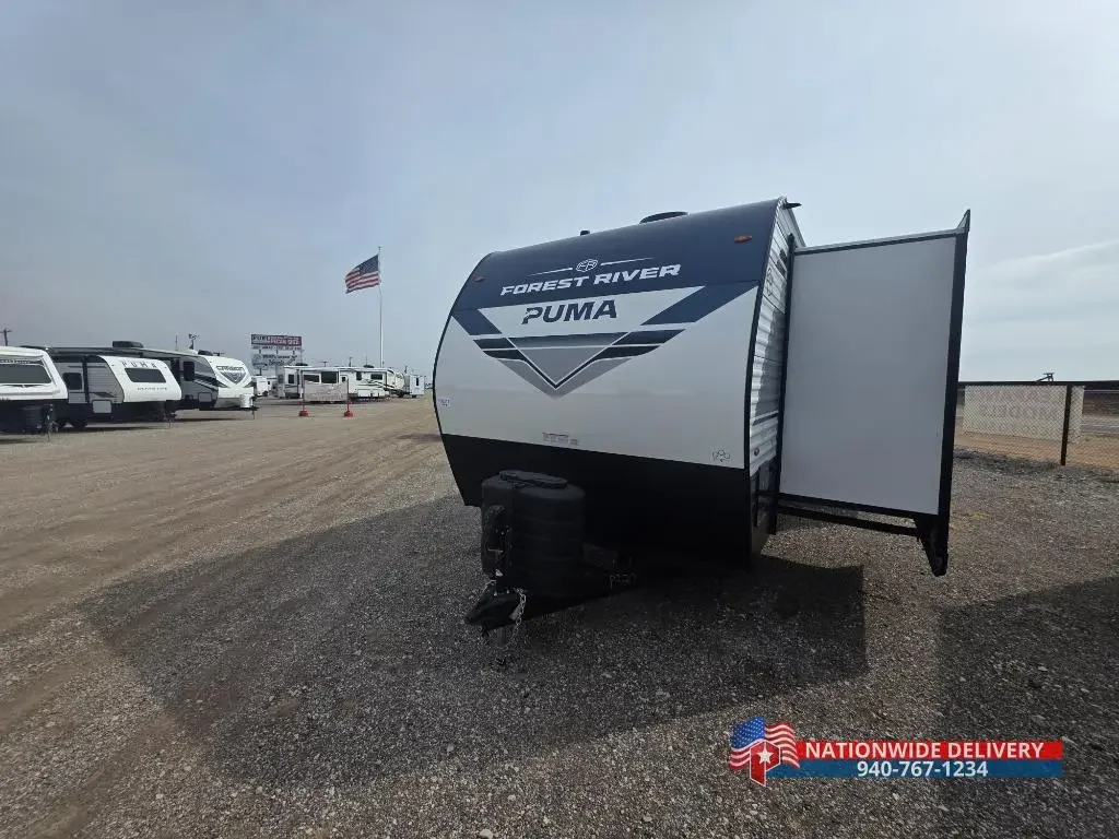 2025 Palomino Puma 32BHFS exterior