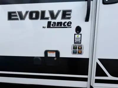 2026 Lance EVOLVE 2685 photo 3