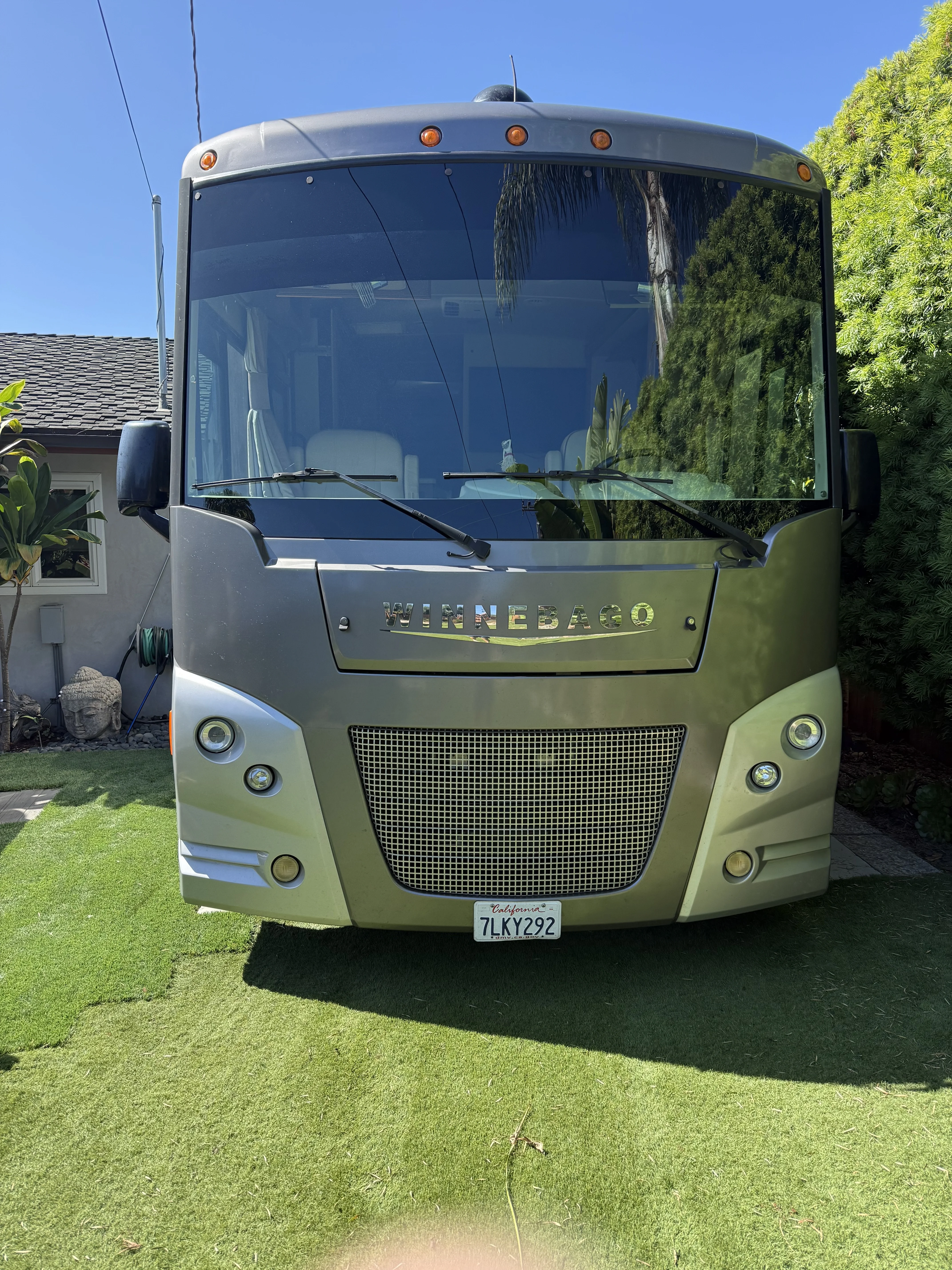 2016 WINNEBAGO VISTA LX exterior