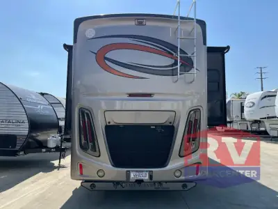 2017 Holiday Rambler Endeavor XE 39F photo 5