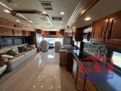2017 Holiday Rambler Endeavor XE 39F photo 19