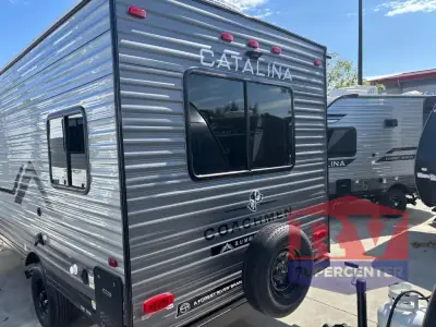 2027 Coachmen Catalina Summit Series 7 154RDX photo 5