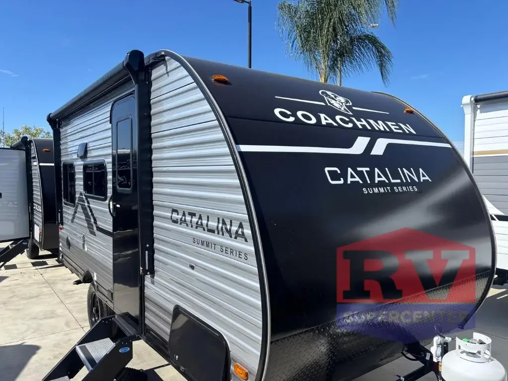 2027 Coachmen Catalina Summit Series 7 154RDX exterior