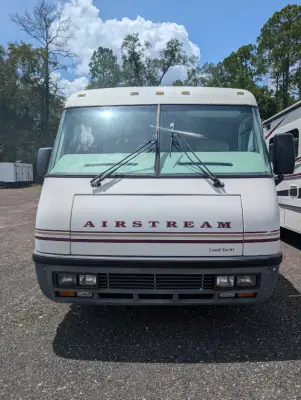 1999 Airstream Land Yacht 30J