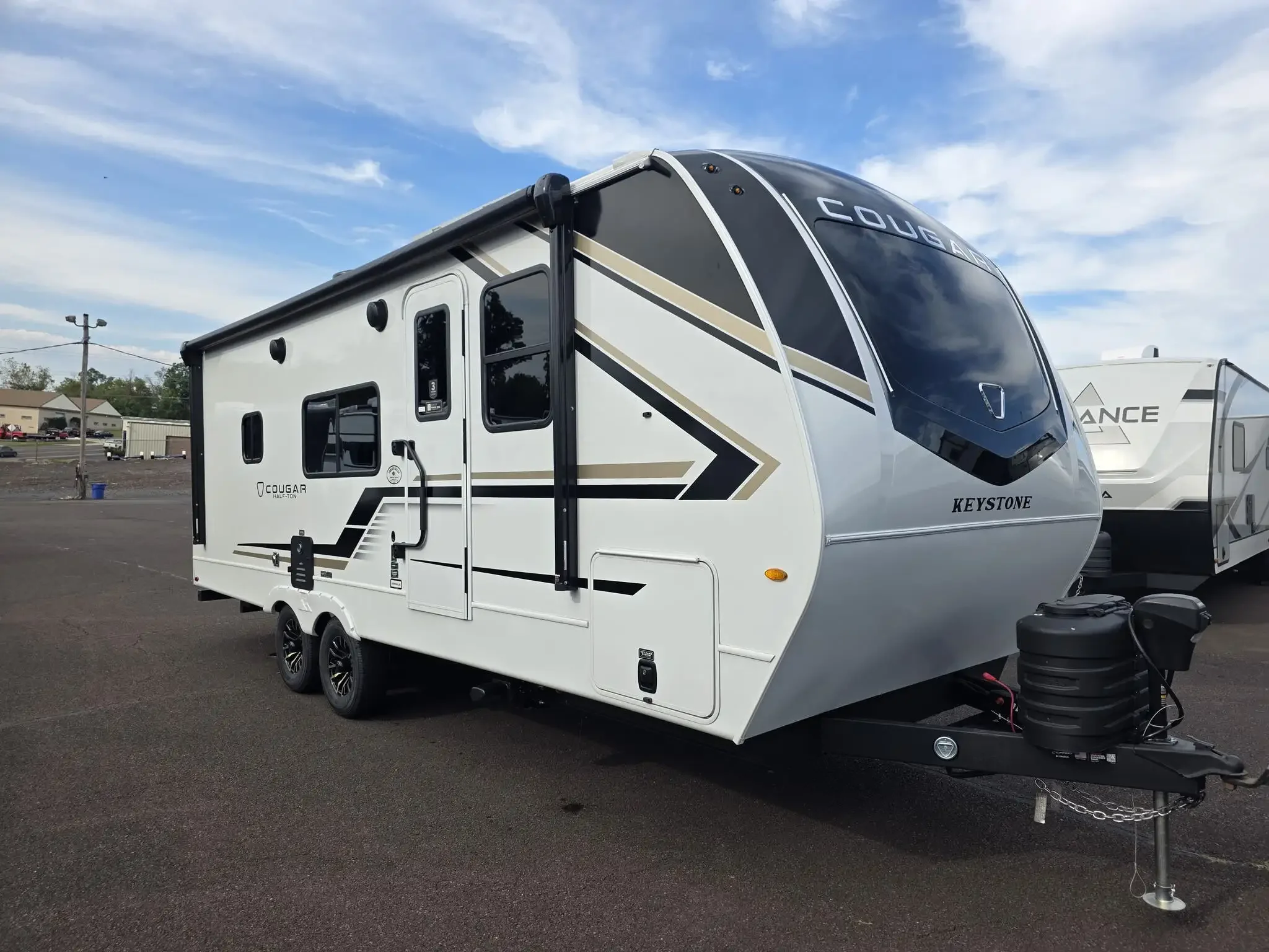 2026 Keystone Cougar Half-Ton East 22MLS exterior
