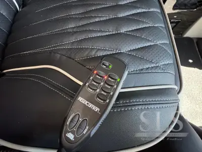 2026 Midwest Automotive Designs Luxe Cruiser D4 AWD photo 18