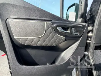 2026 Midwest Automotive Designs Luxe Cruiser D4 photo 15