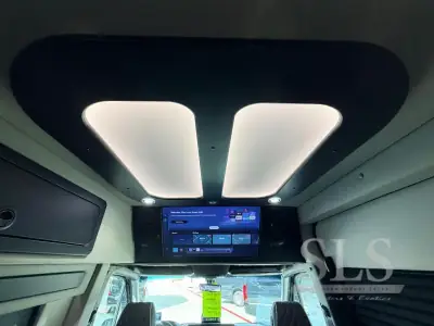 2026 Midwest Automotive Designs Luxe Cruiser D4 photo 40
