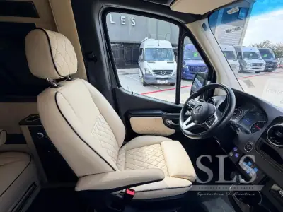 2024 Midwest Automotive Designs Luxe Cruiser D4 photo 18