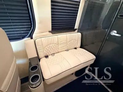 2024 Midwest Automotive Designs Luxe Cruiser D4 photo 28