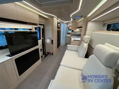 2026 Leisure Travel Unity U24MBL photo 18