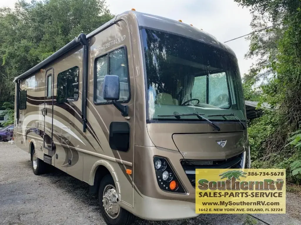 2016 Fleetwood Flair 29T exterior
