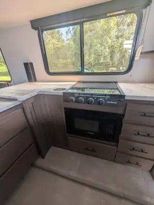 2027 Forest River Tracer 286RL photo 10