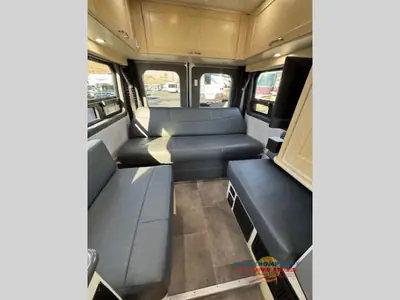2020 Pleasure-Way Lexor photo 11