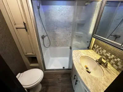 2019 Jayco EAGLE 319MLOK photo 12