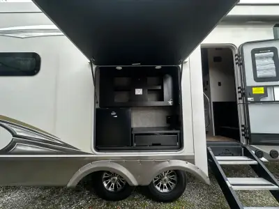 2019 Jayco EAGLE 319MLOK photo 5