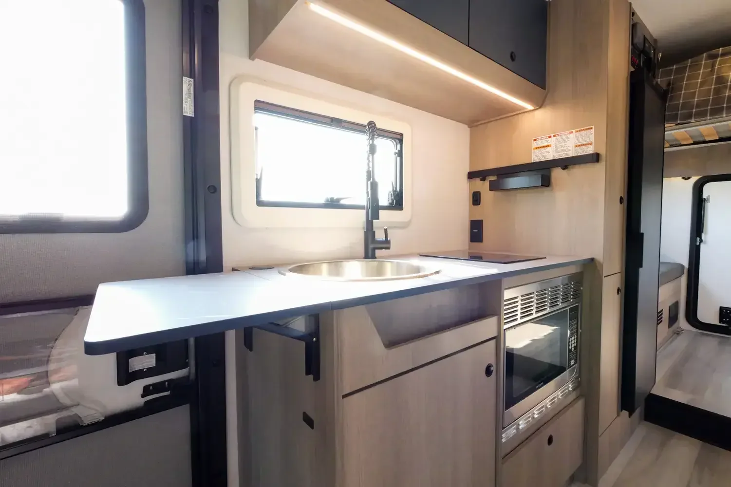 2026 Forest River FOREST RIVER SUNSEEKER 2030RP exterior