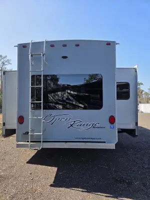 2015 Highland Ridge Open Range Roamer RF348RLS photo 7