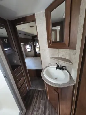 2015 Highland Ridge Open Range Roamer RF348RLS photo 13
