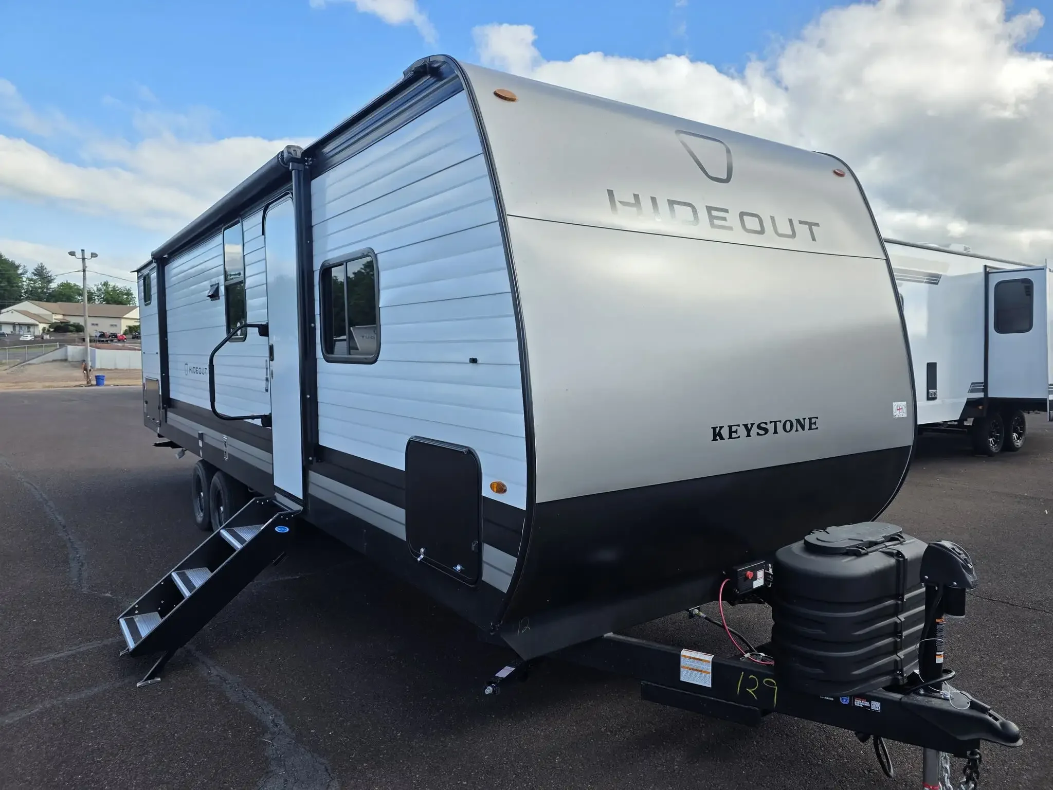 2027 Keystone Hideout 288BR exterior