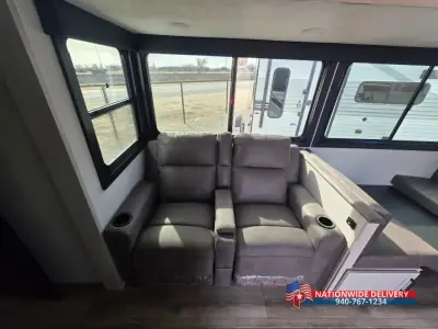 2026 Jayco Jay Feather 26FK photo 10