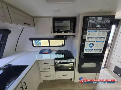 2026 Jayco Jay Feather 26FK photo 17