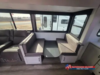2026 Jayco Jay Feather 26FK photo 9