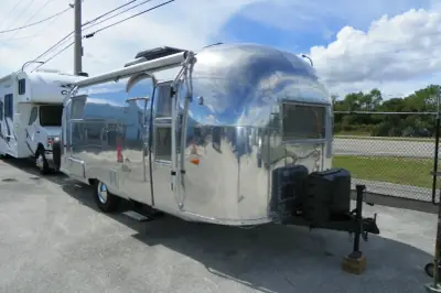 1959 Airstream AIRSTREAM FLYING CLOUD 22