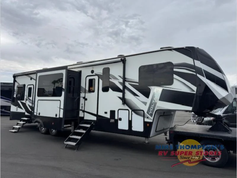 2022 Dutchmen RV Voltage exterior