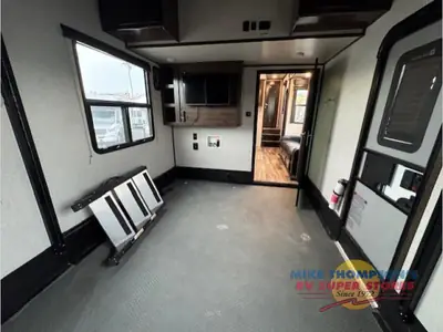 2022 Dutchmen RV Voltage photo 14