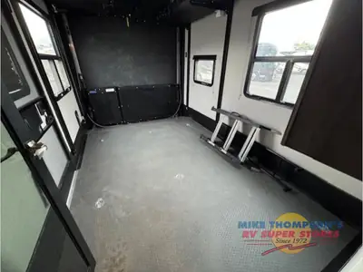 2022 Dutchmen RV Voltage photo 13