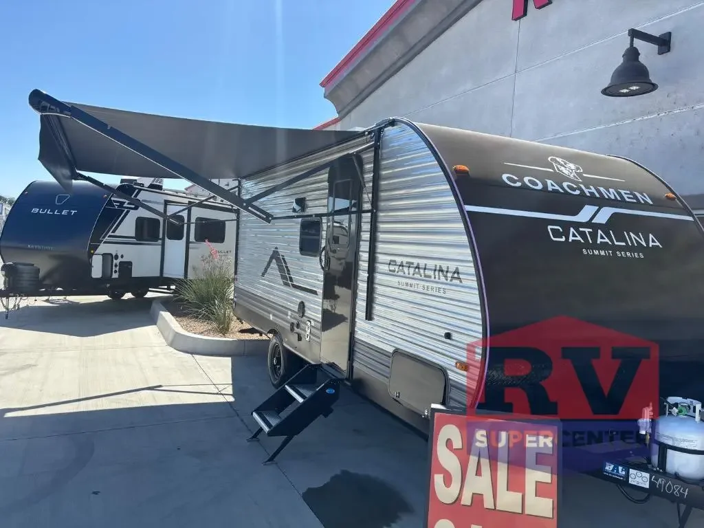 2027 Coachmen Catalina Summit Series 7 184MKS exterior