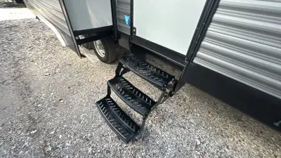 2018 Coachmen Catalina Legacy 293RLDS photo 28