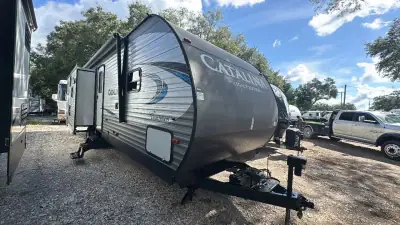 2018 Coachmen Catalina Legacy 293RLDS photo 2