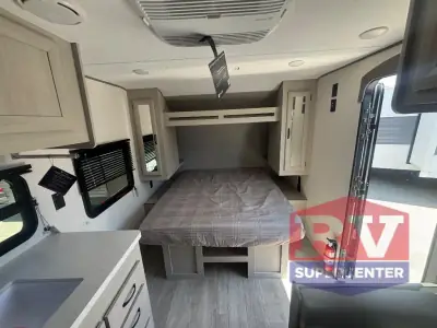 2027 Coachmen Catalina Summit Series 7 154RBX photo 8