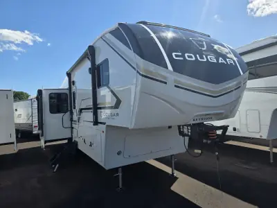 2026 Keystone Cougar Half-Ton 28RLI photo 2