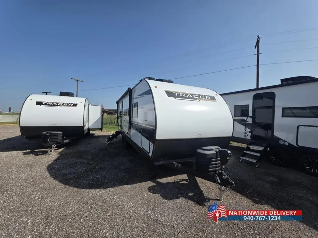 2025 Prime Time Tracer 255DS exterior