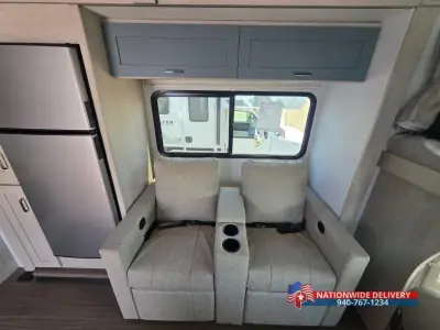 2027 Winnebago SUNFLYER 26FE photo 10