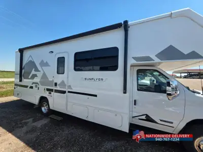2027 Winnebago SUNFLYER 26FE photo 2