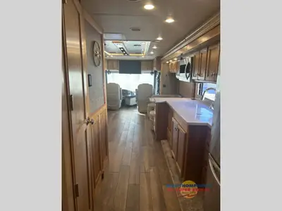 2022 Tiffin Motorhomes Allegro RED photo 7