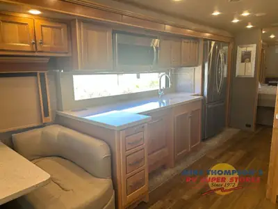 2022 Tiffin Motorhomes Allegro RED photo 15