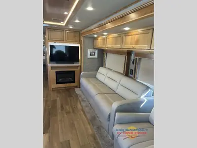 2022 Tiffin Motorhomes Allegro RED photo 10